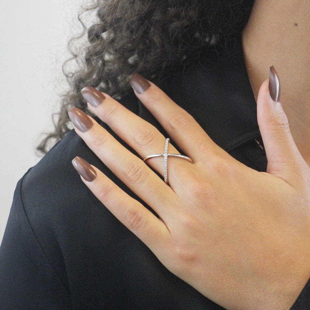 L'Éclat Hypnotique en Plaqué Rhodium-02.webp